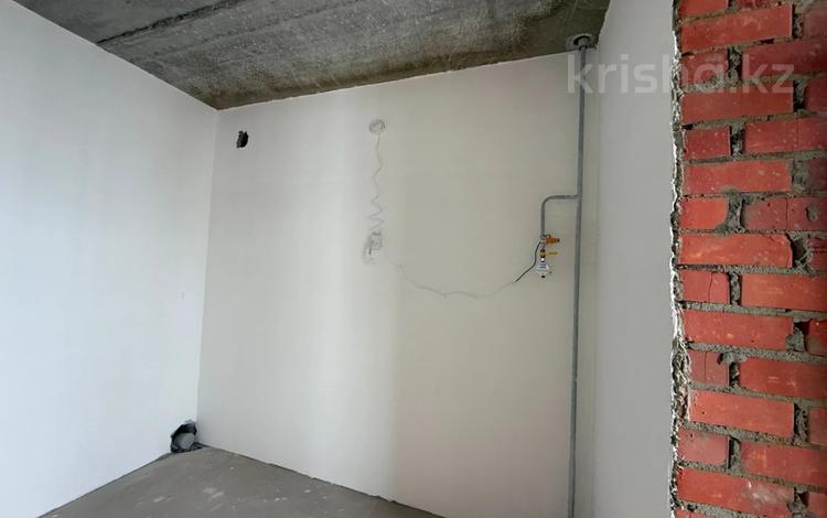 3-бөлмелі пәтер · 80 м² · 8/9 қабат, Назарбаева, бағасы: 35 млн ₸ в Костанае — фото 2