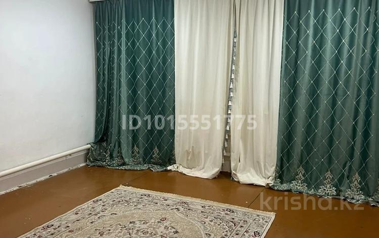 Отдельный дом · 2 комнаты · 45 м² · 5 сот., Сайкудык 16 — 7 школа за 60 000 ₸ в Аксае — фото 2