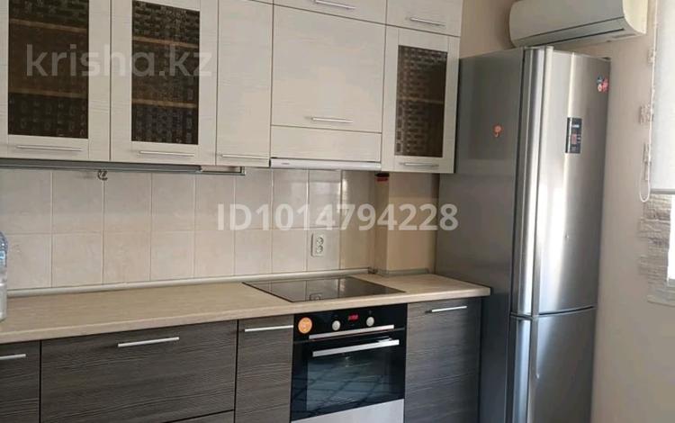 2-комнатная квартира · 60 м² · 7/12 этаж, мкр Акбулак 43/1 за 35 млн ₸ в Алматы, Алатауский р-н — фото 2