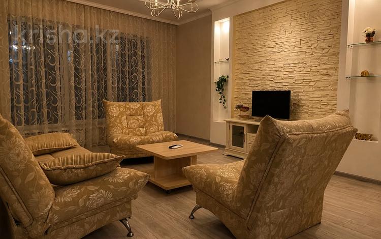 2-бөлмелі пәтер · 62.5 м² · 8/16 қабат, 15-ш/а. 69, бағасы: 18 000 ₸ в Актау, 15-й мкр — фото 12