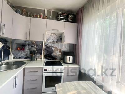 3-комнатная квартира · 63 м² · 2/5 этаж, Космическая 8/1 за 240 000 〒 в Усть-Каменогорске