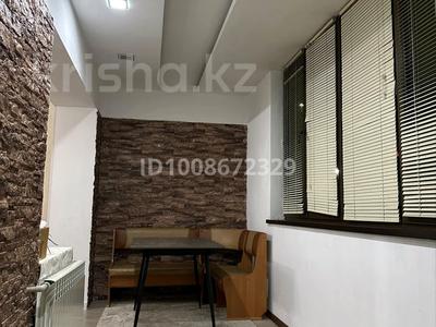 4-бөлмелі пәтер · 90 м² · 3/4 қабат, 11-й микрорайон, 11-й микрорайон — 36 школа, бағасы: 39.3 млн ₸ в Шымкенте, Енбекшинский р-н