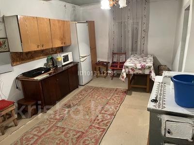 Дом · 3 комнаты · 100 м², Абай 53 за 30 000 ₸ в 