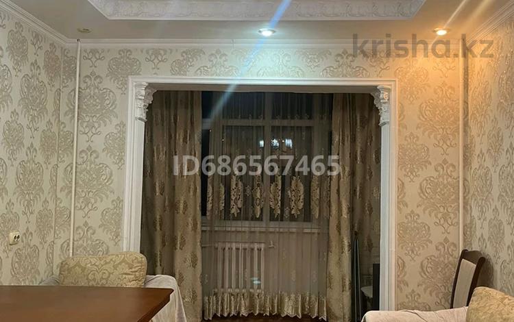 3-бөлмелі пәтер · 68 м² · 2/5 қабат, Мынбулак 65уй — Шостакович көшесі Садыхан аптекасы үстінде орналасқан, бағасы: 24 млн ₸ в Таразе — фото 2