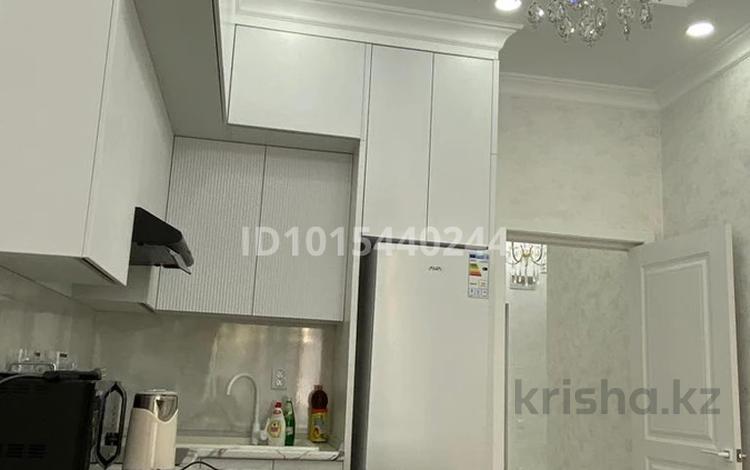 2-комнатная квартира · 54 м² · 2/10 этаж, 18А мкр 1 — Золотой квадрат за 300 000 ₸ в Актау — фото 2