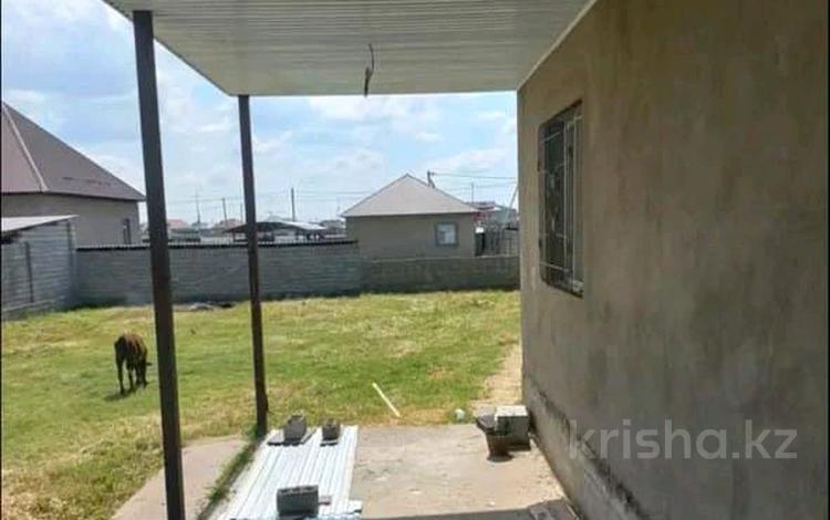 Отдельный дом · 3 комнаты · 80 м² · 8 сот., мкр Асар-2, Бойтұмар 55 — 2 көше за 28 млн ₸ в Шымкенте, Абайский р-н — фото 2