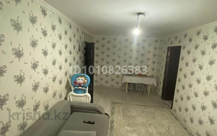 2-бөлмелі пәтер · 43.99 м² · 2/5 қабат, мкр Каратау — Находиться возле тц тумар и президентский парк, бағасы: 13.5 млн ₸ в Таразе — фото 2