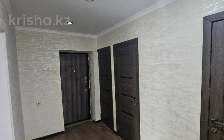 2-бөлмелі пәтер · 51.2 м² · 4/12 қабат, Нурсултана Назарбаева 207, бағасы: 15.5 млн ₸ в Уральске — фото 2