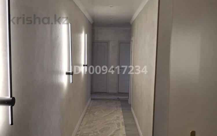 3-комнатная квартира · 85 м² · 5/5 этаж, мкр Береке, 15 8 за 26 млн ₸ в Атырау — фото 15