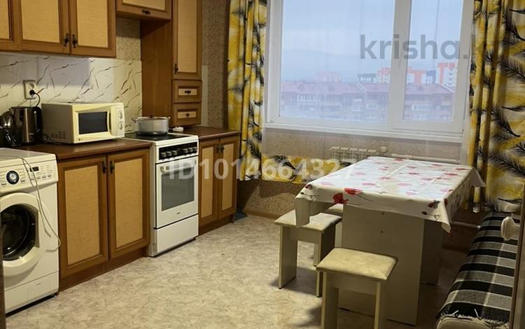 1-комнатная квартира · 45 м², Аль-фараби 34 за 140 000 ₸ в Усть-Каменогорске — фото 2