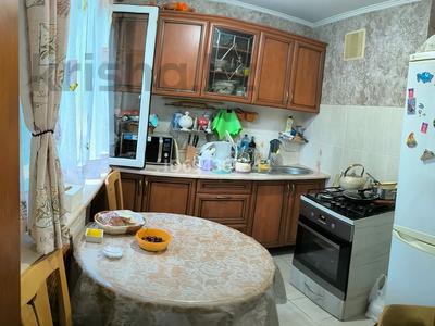 2-комнатная квартира, 44 м², 2/4 этаж, мкр №9 за 28 млн 〒 в Алматы, Ауэзовский р-н