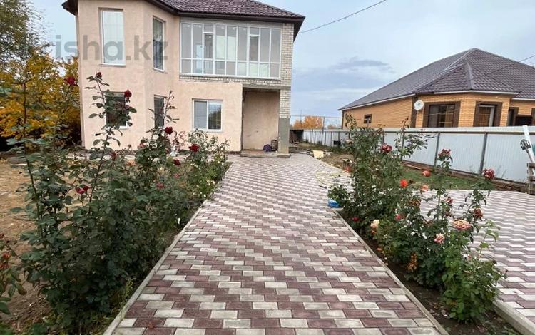 Жеке үй · 5 бөлме · 200 м² · 10 жүзд., Садовод 70, бағасы: 42 млн ₸ в Мичуринское — фото 27