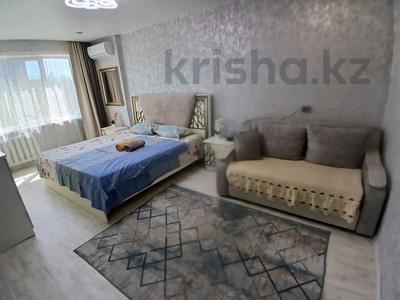 1-комнатная квартира · 30 м² · 4/5 этаж, Виноградов 5 — Карбышева за 14 000 ₸ в Усть-Каменогорске, Ульбинский