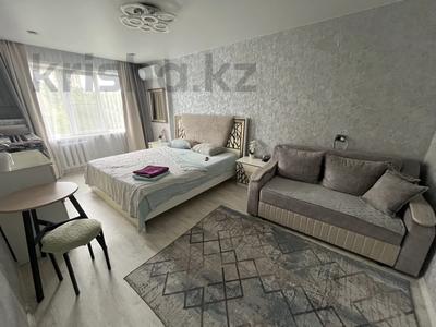 1-комнатная квартира · 30 м² · 4/5 этаж, Виноградов 5 — Карбышева за 14 000 ₸ в Усть-Каменогорске, Ульбинский