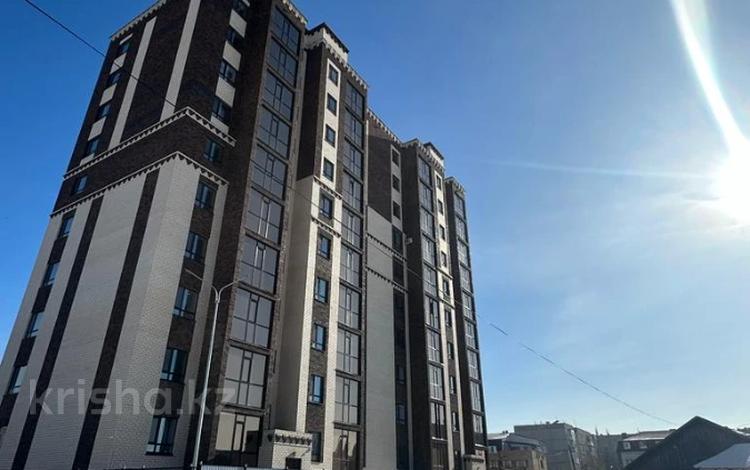 3-комнатная квартира, 107 м², 4/10 этаж, Сарыарка 14г за 36.6 млн 〒 в Кокшетау — фото 8