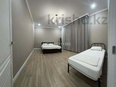 3-комнатная квартира · 100 м² · 3/5 этаж, Рыскулбекова — ОУР командировочные документы за 40 000 ₸ в Уральске