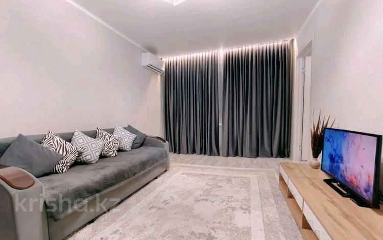 2-бөлмелі пәтер · 42 м² · 1/4 қабат, 2 мкр 21 дом, бағасы: 20.5 млн 〒 в Конаеве — фото 2