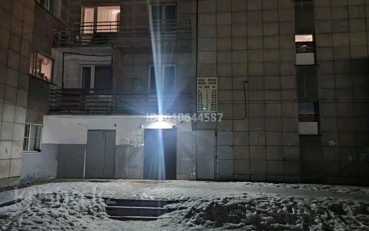 1-бөлмелі пәтер · 13.2 м² · 4/9 қабат, К. Сатпаева 5 — Перекрëсток, бағасы: 6.5 млн ₸ в Усть-Каменогорске, Ульбинский — фото 2