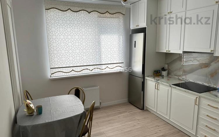 1-бөлмелі пәтер · 38 м² · 14/16 қабат, мкр Шымсити, ​Туркия 1280/2 — Алатау батыра, бағасы: 24.5 млн ₸ в Шымкенте, Абайский р-н — фото 2