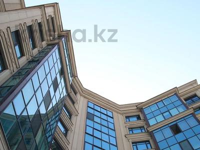 5-комнатная квартира · 195 м² · 9/10 этаж, Достык 250 — Омаровой за 220 млн ₸ в Алматы, Медеуский р-н