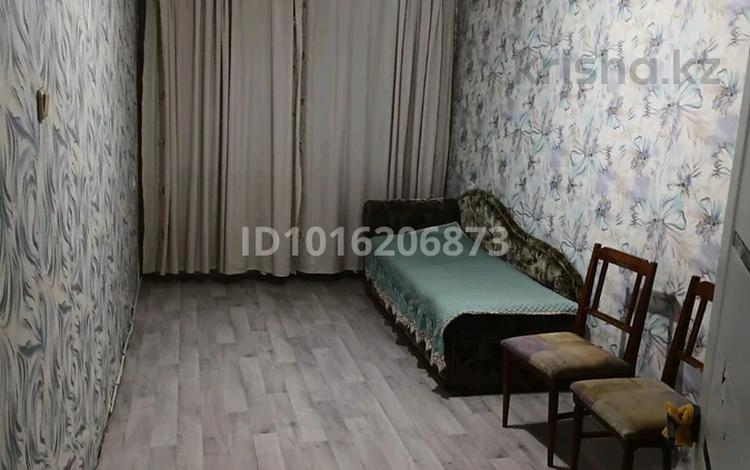 2-комнатная квартира · 48 м² · 1/5 этаж, Майкудук, Майкудук, 17й микрорайон 40 за 120 000 ₸ в Караганде, Алихана Бокейханова р-н — фото 2