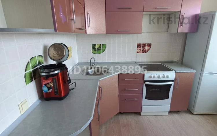 1-комнатная квартира · 46 м² · 10/10 этаж, Сатпаева 36 — Поликлиники Болатова за 140 000 ₸ в Усть-Каменогорске, Ульбинский — фото 2