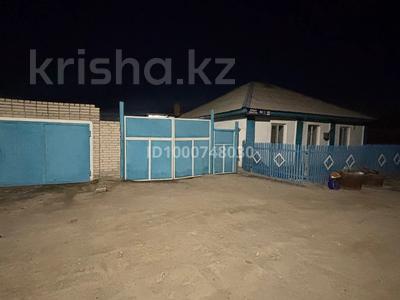 Продажа домов и дачи в Абай обл.: Отдельный дом · 3 комнаты · 100 м² · 10 сот., Маметовой 66 — Раздольная за 13 млн 〒 Отдельный дом · 3 комнаты · 100 м² · 10 сот., Маметовой 66 — Раздольная за 13 млн 〒 в Семее, мкр Красный Кордон