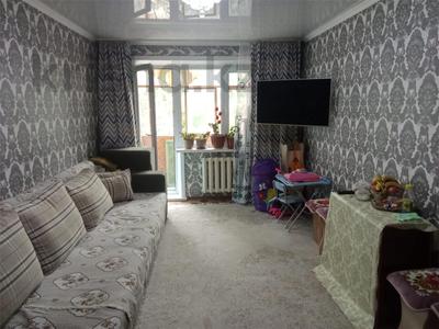 2-комнатная квартира · 46 м² · 2/5 этаж, Майкудук, 15й микрорайон за 10 млн 〒 в Караганде, Алихана Бокейханова р-н