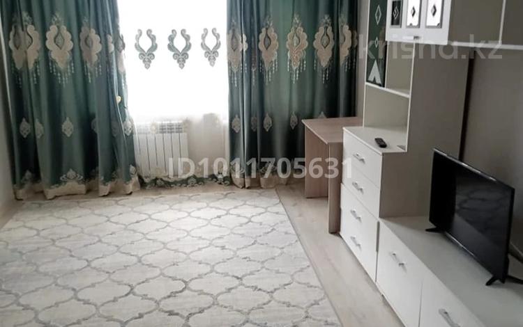 2-бөлмелі пәтер · 50 м² · 3/5 қабат, мкр 8 281 — ул. Бр. Жубановых, бағасы: 16.8 млн 〒 в Актобе — фото 2