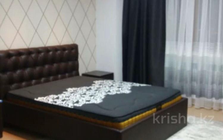 4-комнатная квартира · 180 м² · 8/10 этаж, Достык 14 за 850 000 ₸ в Астане — фото 2
