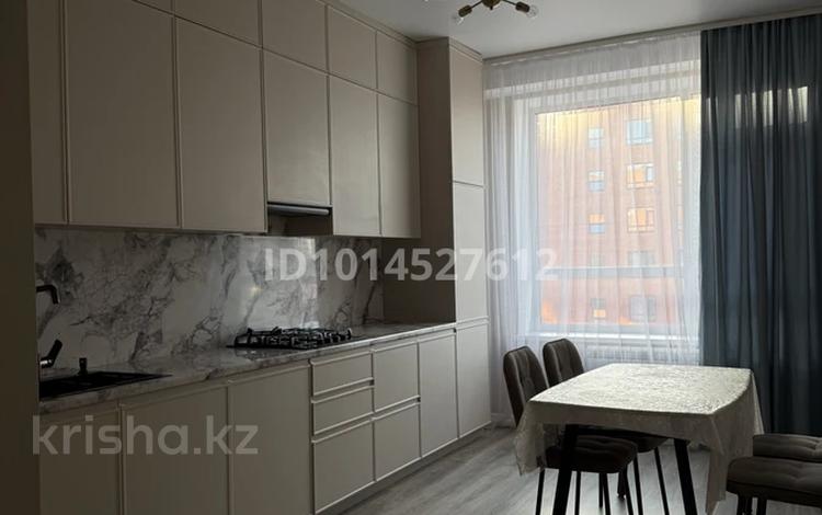 3-комнатная квартира · 104 м² · 7/9 этаж, Абая 123 за 550 000 ₸ в Костанае — фото 2