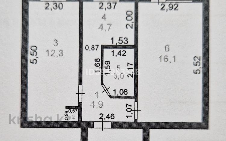 2-бөлмелі пәтер, 41.9 м², 4/5 қабат, Азаттык 46а, бағасы: 12.5 млн 〒 в Атырау — фото 2