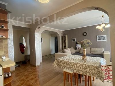 3-комнатная квартира · 70 м² · 5/5 этаж, 8 мкр 18 за 16.5 млн ₸ в Темиртау