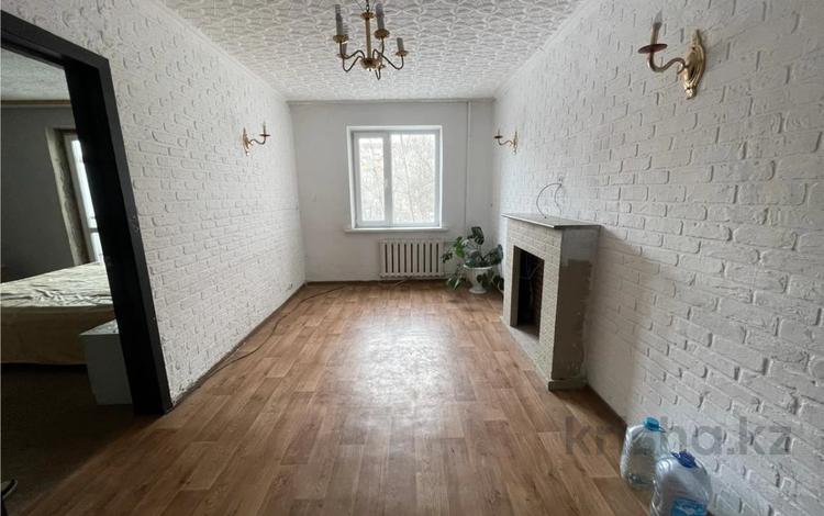 3-комнатная квартира · 63.2 м² · 3/9 этаж, мкр Юго-Восток, Мкр Степной 2 за 22.7 млн ₸ в Караганде, Казыбек би р-н — фото 2