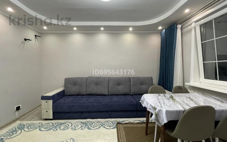 4-комнатная квартира · 75 м² · 1/9 этаж, мкр Самал-2 73 за 550 000 〒 в Алматы, Медеуский р-н — фото 2
