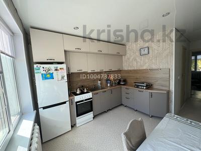 2-комнатная квартира · 49 м² · 2/5 этаж, Юность 41 за 18.7 млн 〒 в Семее