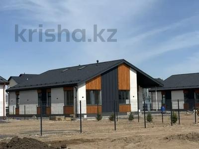 Отдельный дом · 4 комнаты · 142 м² · 8 сот., мкр Уркер Е-645 — Коттеджный городок Уркер за 71.2 млн ₸ в Астане, Нура р-н