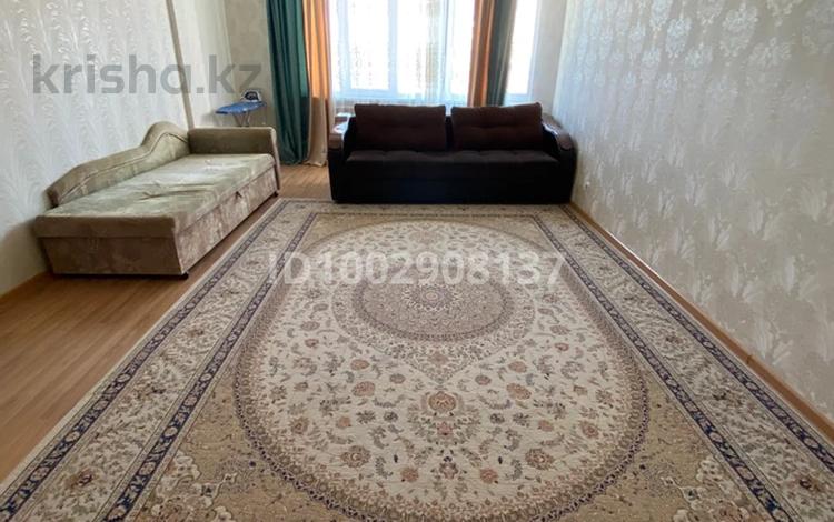 1-комнатная квартира · 60 м² · 4/8 этаж, Алтын ауыл 22 за 15 000 ₸ в Каскелене — фото 2