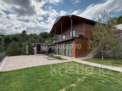 Отдельный дом · 6 комнат · 200 м² · 12 сот., Тау Самалы 2/3 за 250 млн 〒 в Кок-лай-сае
