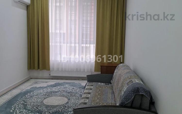 1-комнатная квартира · 38 м², Жубан Молдагалиев 3 за 3 500 ₸ в Астане, Нура р-н — фото 3