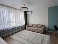 2-комнатная квартира · 55 м² · 10/17 этаж, Жандосова 94А за 380 000 ₸ в Алматы, Бостандыкский р-н — фото 13