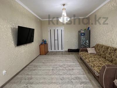 3-комнатная квартира · 72 м² · 10/10 этаж, Жибек Жолы 11 за 31.6 млн 〒 в Усть-Каменогорске