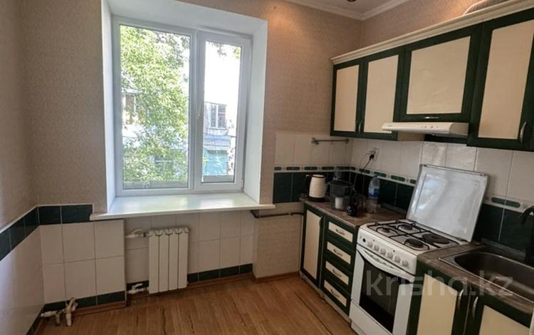 3-бөлмелі пәтер · 60 м², Михайловка ш/а. 2, бағасы: 23 млн ₸ в Караганде, Казыбек би р-н — фото 2