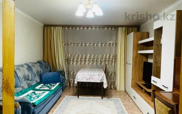 3-комнатная квартира · 58 м² · 5/5 этаж, мкр Михайловка , ул. Аманжолова за 25 млн ₸ в Караганде, Казыбек би р-н — фото 10