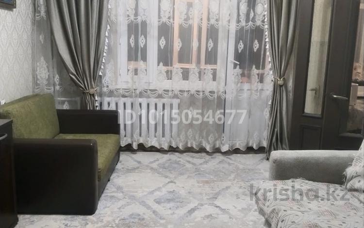1-комнатная квартира · 33 м² · 1/4 этаж, мкр №10 А — Шаляпина Саина за 15 000 ₸ в Алматы, Ауэзовский р-н — фото 2