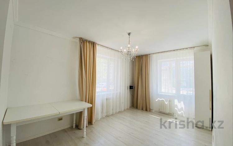 2-комнатная квартира · 55.9 м² · 2/9 этаж, Сембинова 9/1 за 31.5 млн ₸ в Астане, р-н Байконур — фото 2