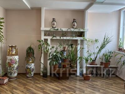 4-комнатная квартира · 144.3 м² · 3/3 этаж, мкр Жетысу-2 2а — Улугбека,фитнес клуб UNIFLEX за 115 млн ₸ в Алматы, Ауэзовский р-н
