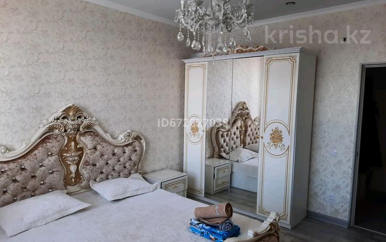 3-комнатная квартира · 110 м² · 3/5 этаж, мкр Юго-Восток, Муканова 49/10 — Муканова за 29 000 ₸ в Караганде, Казыбек би р-н — фото 3