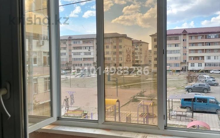 3-бөлмелі пәтер · 100 м² · 2/5 қабат, Арай-2 ш/а. 8 — рядом НИШ, бағасы: 29 млн ₸ в Таразе, мкр Арай-2 — фото 2