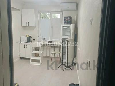 1-комнатная квартира · 11 м² · 4/4 этаж, Байтурсынова 11б — Байтурсынова-Гоголя за 11 млн ₸ в Алматы, Алмалинский р-н